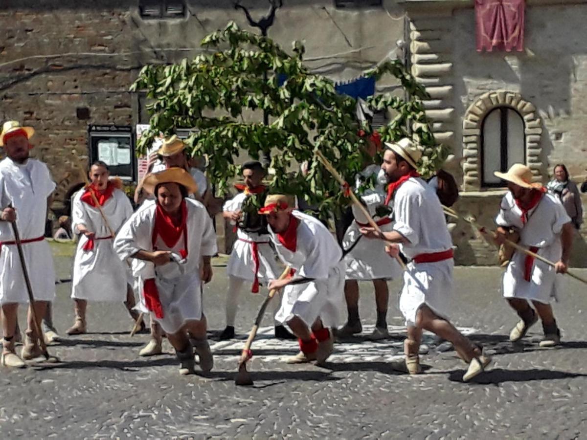 La Rosa Scarlatta Monterubbiano Экстерьер фото